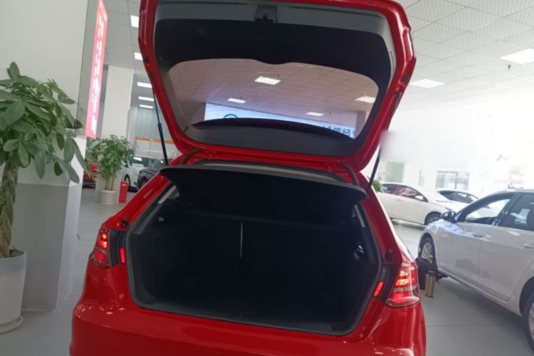 Used Audi A3 2014 Sportback 35 TFSI Automatic Style Edition Trunk
