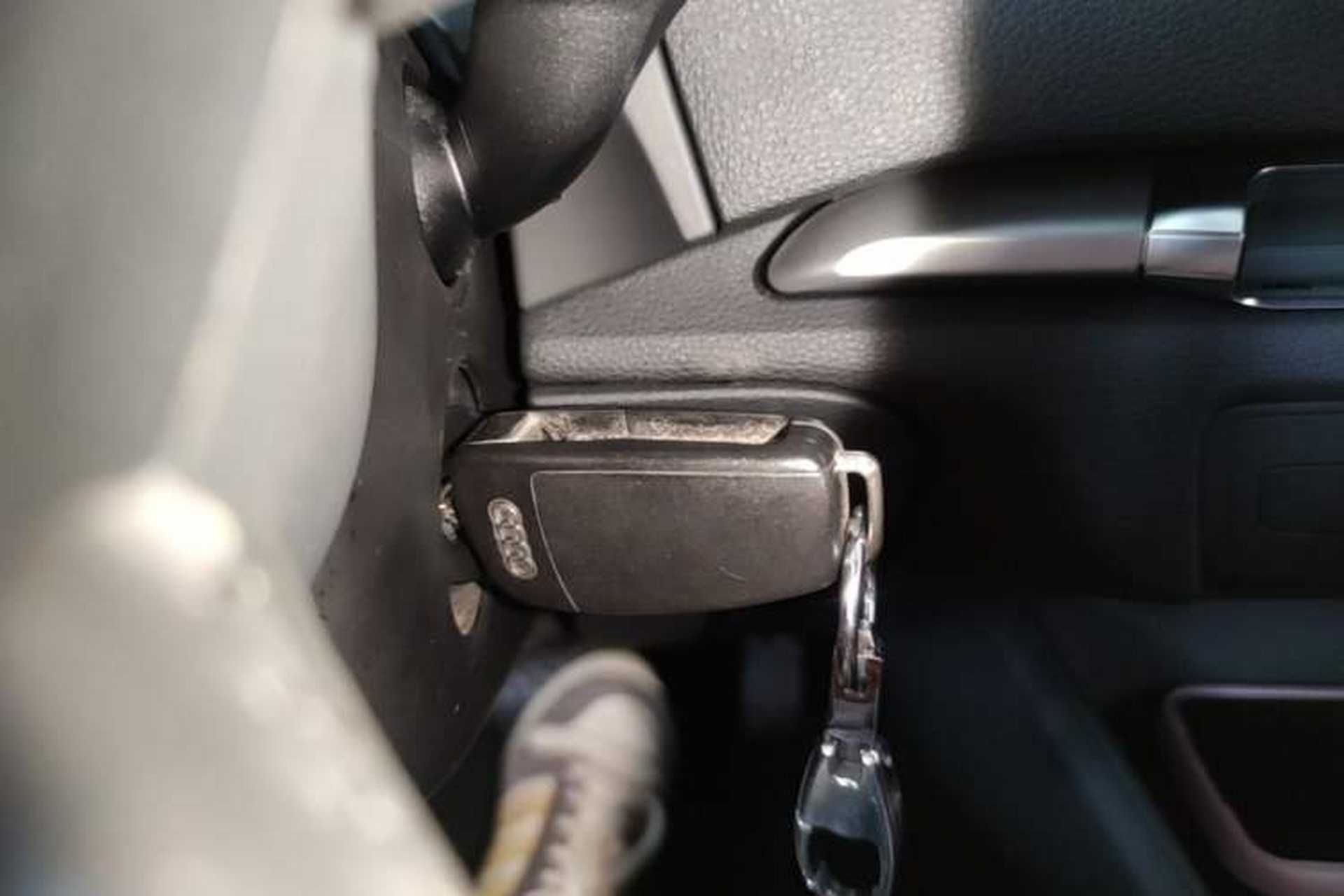 Used Audi A3 2014 Limousine 35 TFSI Automatic Advanced Model Vehicle Key