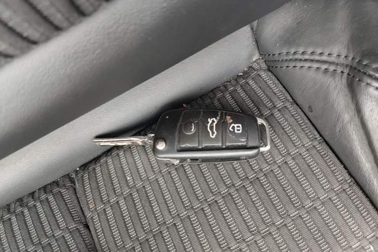 Used Audi A3 2014 Limousine 40 TFSI S line Comfort Model Vehicle Key