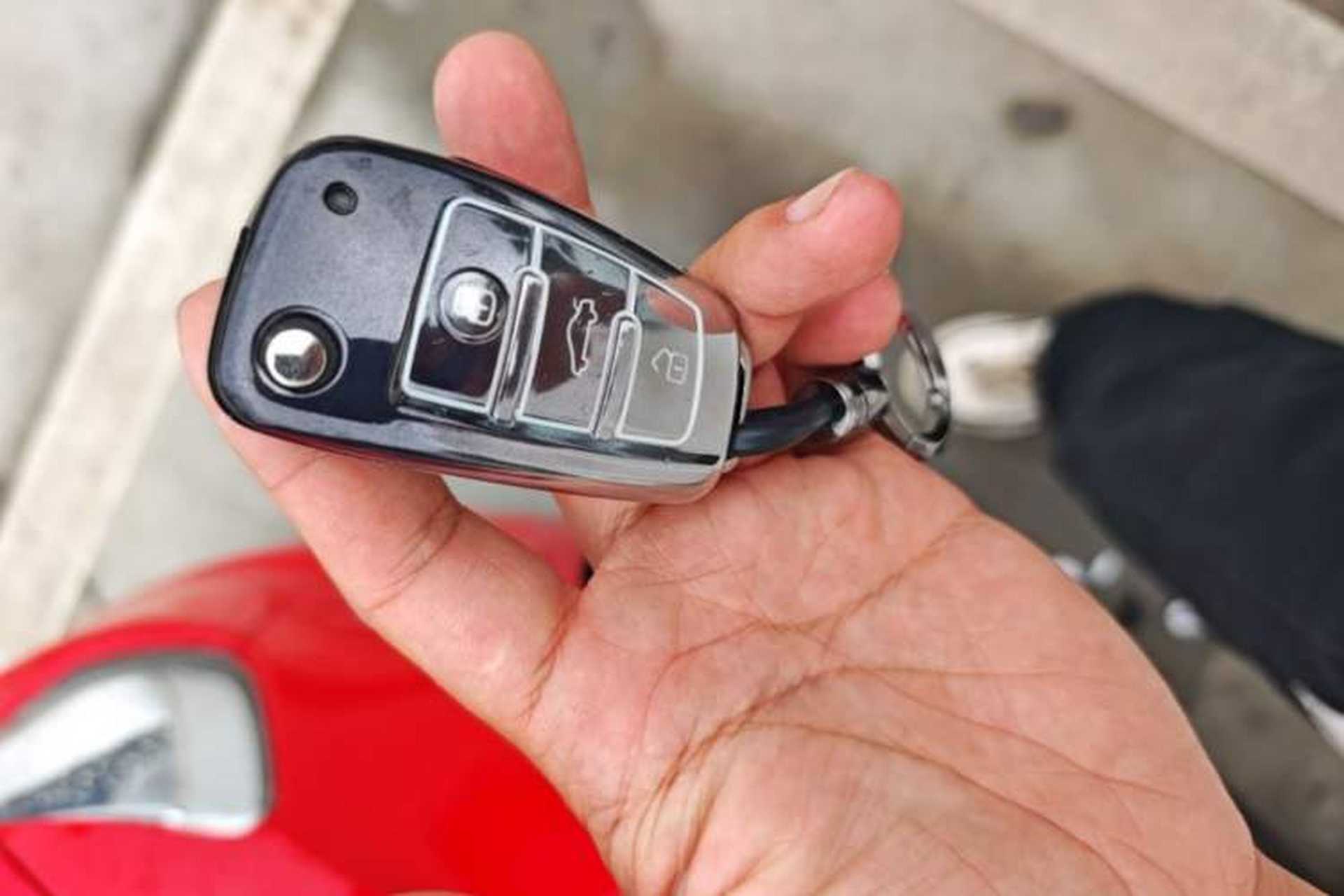 Used Audi A3 2014 Limousine 35 TFSI Automatic Comfort Model Vehicle Key