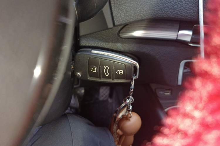 Used Audi A3 2014 Sportback 35 TFSI Automatic Comfort Model Vehicle Key