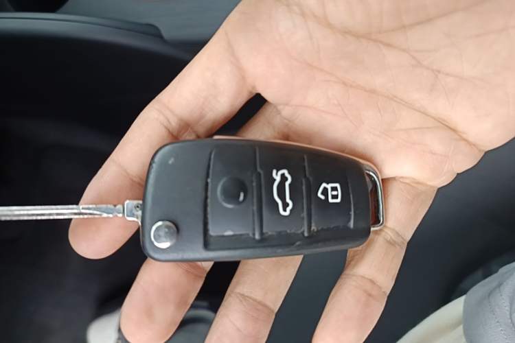 Used Audi A3 2014 Limousine 35 TFSI Automatic Fashion Model Vehicle Key