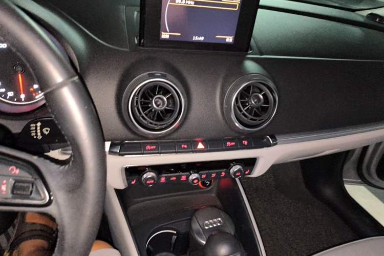 Used Audi A3 2014 Sportback 35 TFSI Automatic Comfort Model Audio And AC Panel