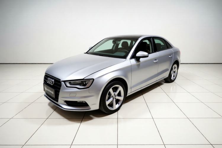 Used Audi A3 2014 Limousine 35 TFSI Automatic Comfort Model Guazi used car, China used car export, Used car for sale, Used cars, Cheapest cars for sale