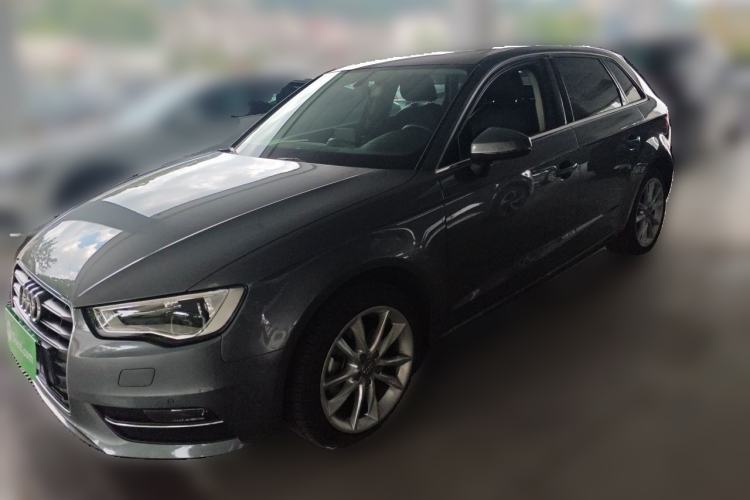 Gebrauchter Audi A3 2014 Sportback 35 TFSI Automatic Comfort Model Guazi used car, China used car export, Used car for sale, Used  cars, Cheapest cars for sale