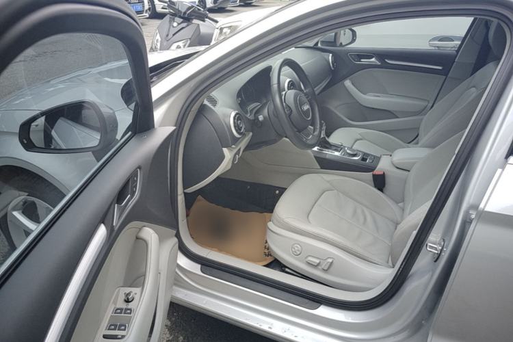 Used Audi A3 2014 Limousine 35 TFSI Automatic Luxury Model Driver Seat
