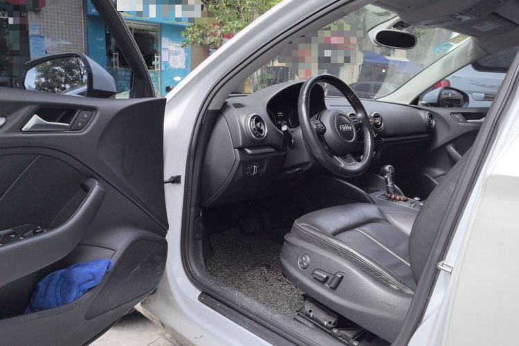Used Audi A3 2014 Limousine 35 TFSI Automatic Comfort Model Driver Seat