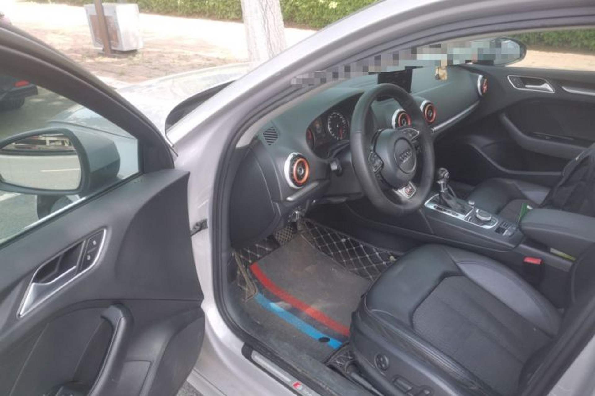 Used Audi A3 2014 Limousine 40 TFSI S line Comfort Model Driver Seat
