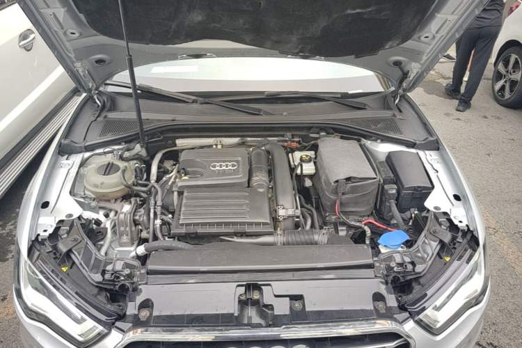 Used Audi A3 2014 Limousine 35 TFSI Automatic Luxury Model Engine Bay