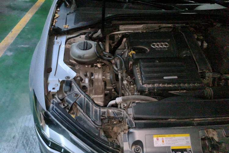 Used Audi A3 2014 Limousine 35 TFSI Automatic Comfort Model Engine Bay Right