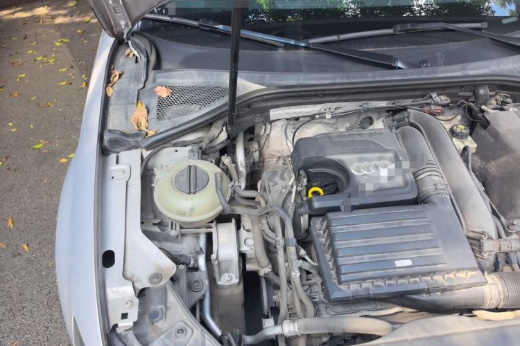 Used Audi A3 2014 Limousine 35 TFSI Automatic Fashion Model Engine Bay Right