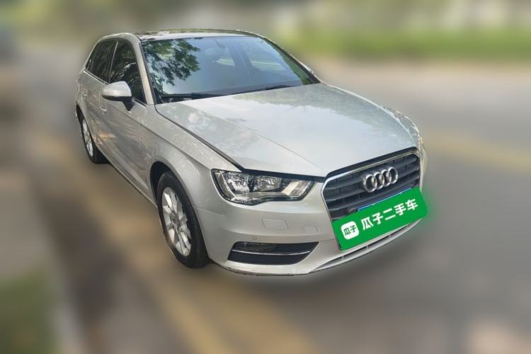 Used Audi A3 2014 Sportback 35 TFSI Automatic Style Edition Front Right 45 Deg