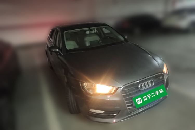 Used Audi A3 2014 Sportback 35 TFSI Automatic Style Edition Front Right 45 Deg