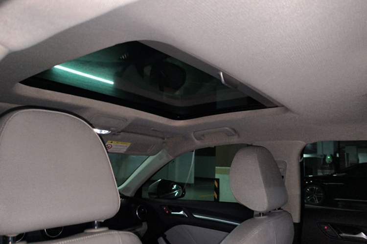 Used Audi A3 2014 Sportback 35 TFSI Automatic Comfort Model Headliner