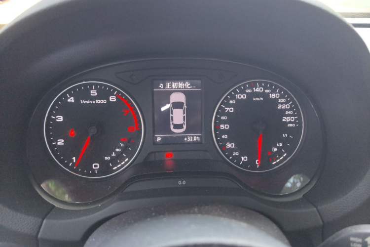 Used Audi A3 2014 Limousine 35 TFSI Automatic Fashion Model Instrument Cluster