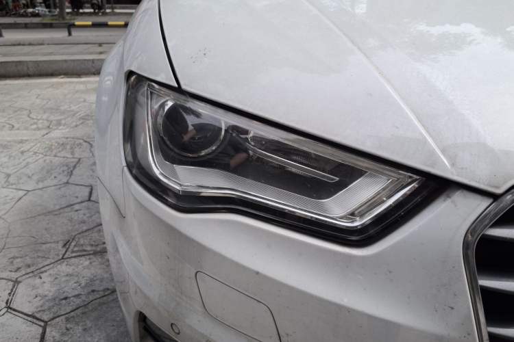 Used Audi A3 2014 Limousine 35 TFSI Automatic Comfort Model Right Front Headlight