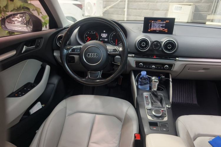 Used Audi A3 2014 Sportback 35 TFSI Automatic Comfort Model Steering Wheel