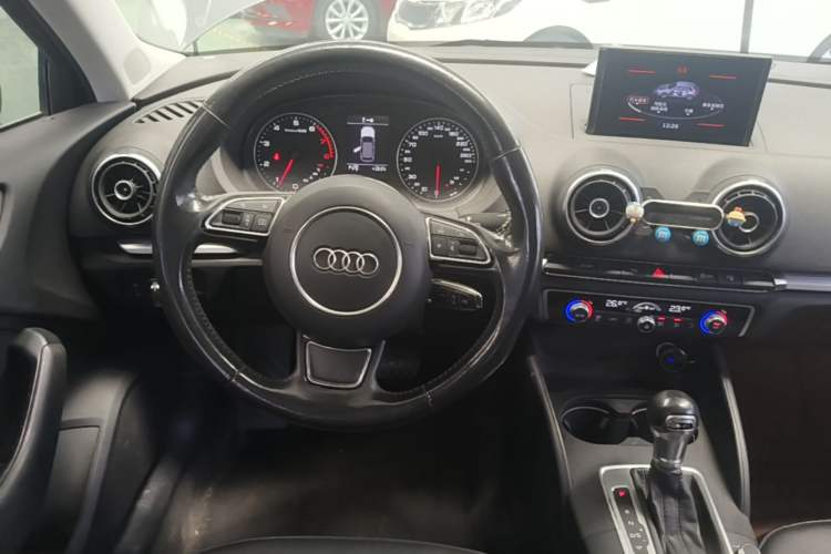 Used Audi A3 2014 Sportback 35 TFSI Automatic Comfort Model Steering Wheel