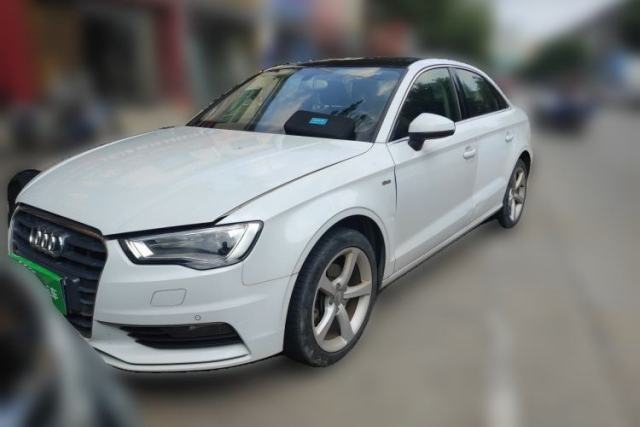 Audi A3 2014 Limousine 35 TFSI Automatic Comfort Model usado