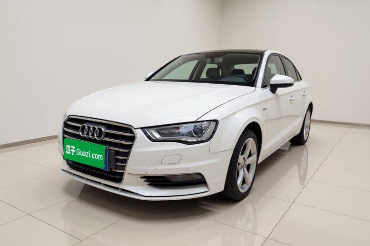 Used Audi A3 2014 Limousine 35 TFSI Automatic Comfort Model Guazi used car, China used car export, Used car for sale, Used cars, Cheapest cars for sale