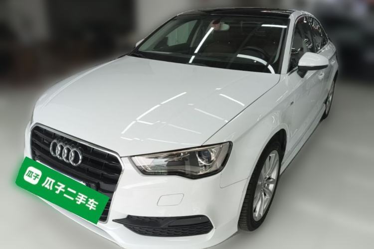 Used Audi A3 2014 Limousine 40 TFSI S line Comfort Model Guazi used car, China used car export, Used car for sale, Used cars, Cheapest cars for sale