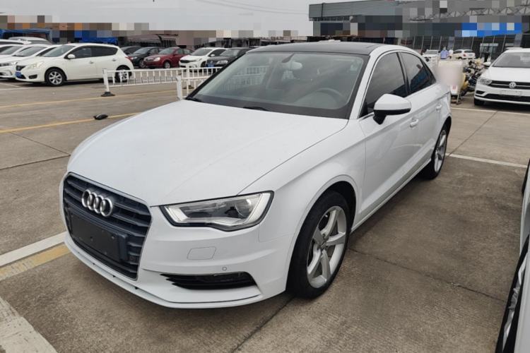 Used Audi A3 2014 Limousine 35 TFSI Automatic Comfort Model Guazi used car, China used car export, Used car for sale, Used cars, Cheapest cars for sale