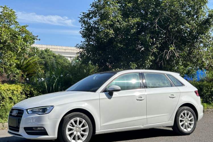 Used Audi A3 2014 Sportback 35 TFSI Automatic Style Edition Guazi used car, China used car export, Used car for sale, Used cars, Cheapest cars for sale