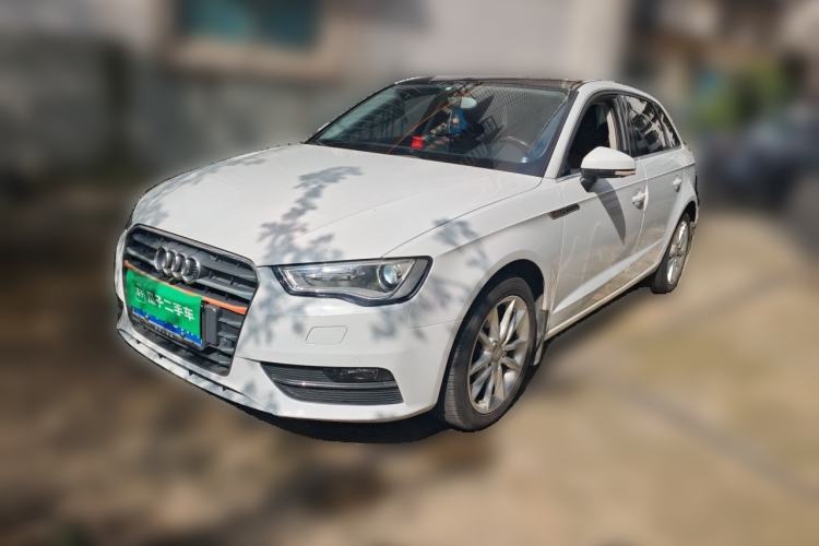 Gebrauchter Audi A3 2014 Sportback 35 TFSI Automatic Comfort Model Guazi used car, China used car export, Used car for sale, Used  cars, Cheapest cars for sale