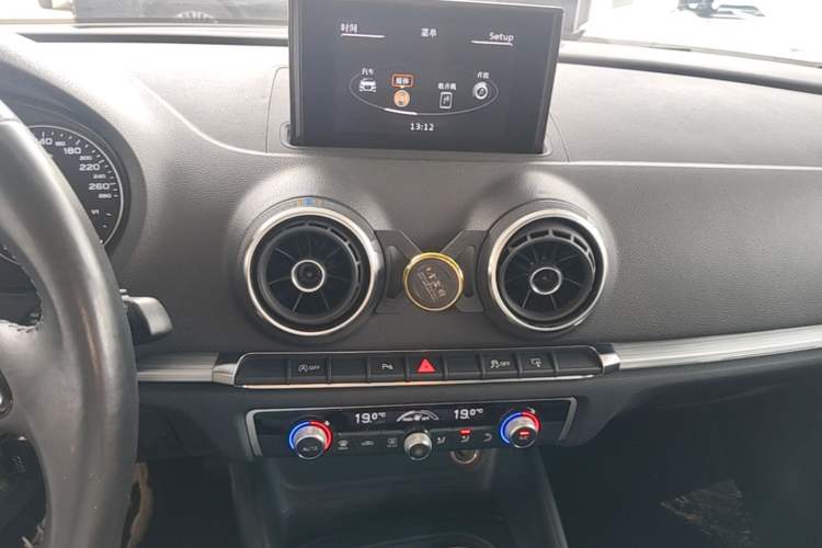 Used Audi A3 2014 Sportback 35 TFSI Automatic Comfort Model Audio And AC Panel