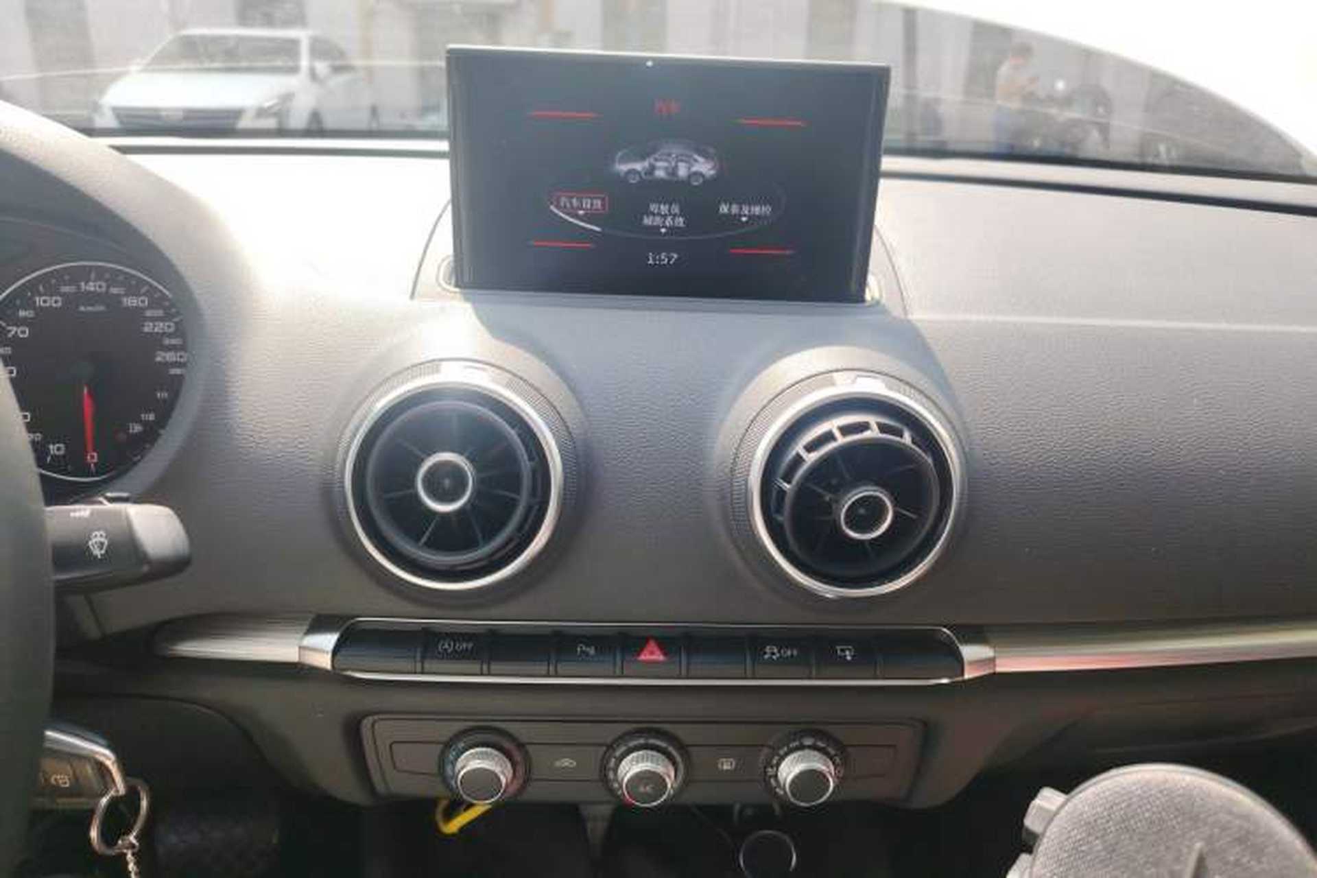 Used Audi A3 2014 Limousine 35 TFSI Automatic Advanced Model Audio And AC Panel