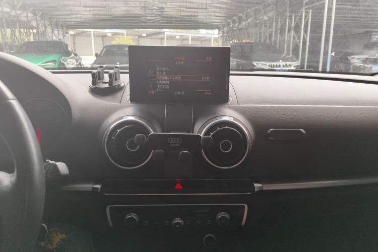 Used Audi A3 2014 Sportback 35 TFSI Automatic Comfort Model Audio And AC Panel