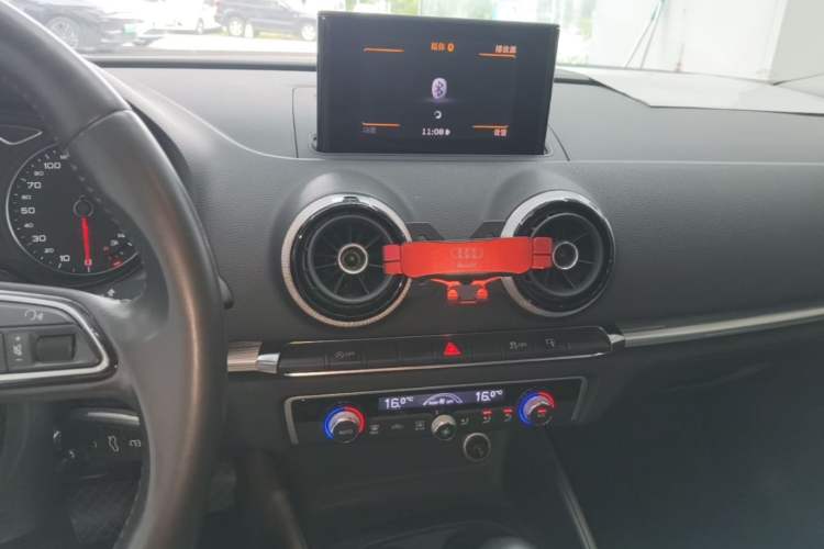 Used Audi A3 2014 Limousine 40 TFSI S line Comfort Model Audio And AC Panel