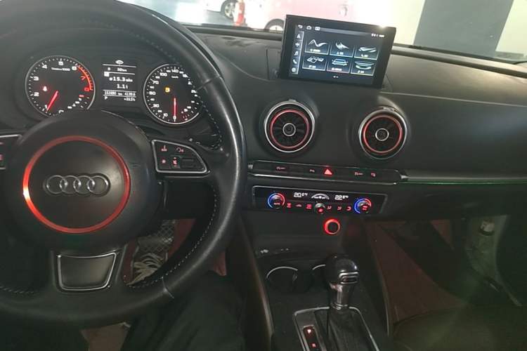 Used Audi A3 2014 Sportback 35 TFSI Automatic Comfort Model Audio And AC Panel