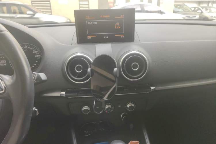 Used Audi A3 2014 Sportback 35 TFSI Automatic Style Edition Audio And AC Panel