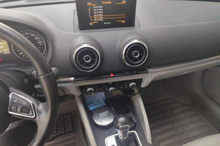 Used Audi A3 2014 Limousine 35 TFSI Automatic Comfort Model Audio And AC Panel