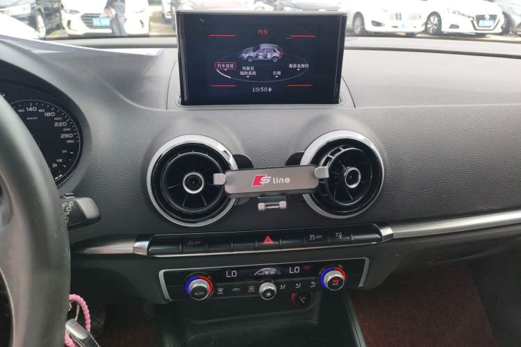 Used Audi A3 2014 Sportback 40 TFSI S line Comfort Model Audio And AC Panel