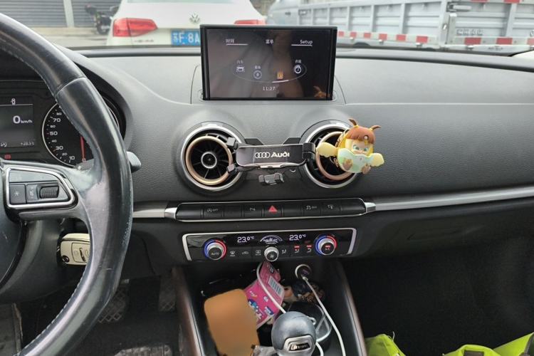 Used Audi A3 2014 Limousine 35 TFSI Automatic Comfort Model Audio And AC Panel