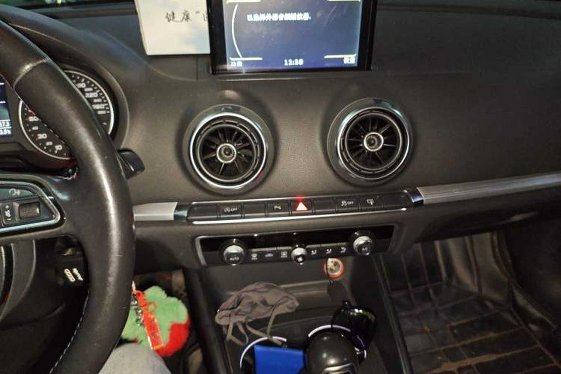 Used Audi A3 2014 Limousine 35 TFSI Automatic Comfort Model Audio And AC Panel