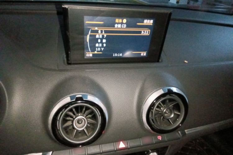 Used Audi A3 2014 Limousine 40 TFSI S line Comfort Model Audio And AC Panel