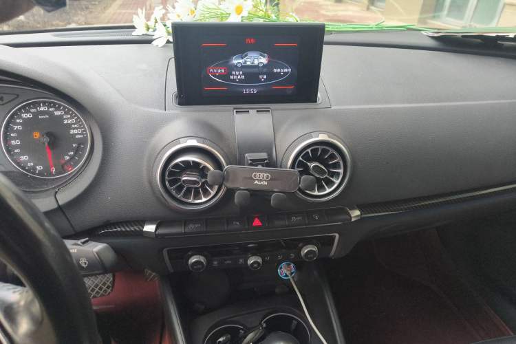Used Audi A3 2014 Limousine 35 TFSI Automatic Comfort Model Audio And AC Panel