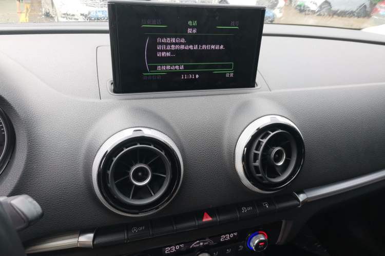 Used Audi A3 2014 Limousine 40 TFSI S line Comfort Model Audio And AC Panel