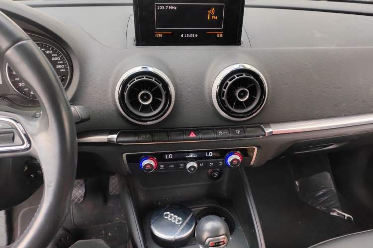 Used Audi A3 2014 Sportback 40 TFSI S line Comfort Model Audio And AC Panel