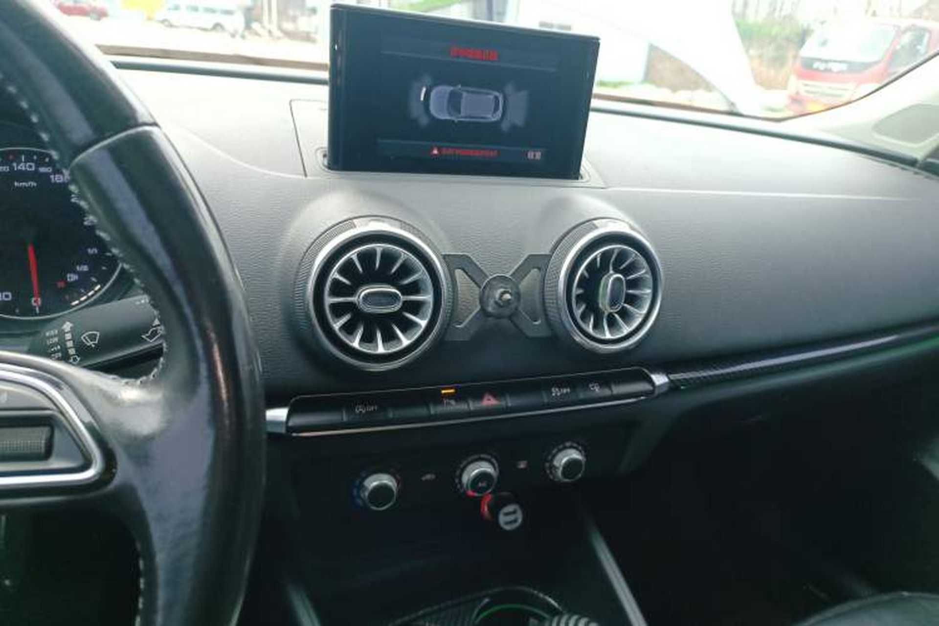 Used Audi A3 2014 Sportback 35 TFSI Automatic Style Edition Audio And AC Panel