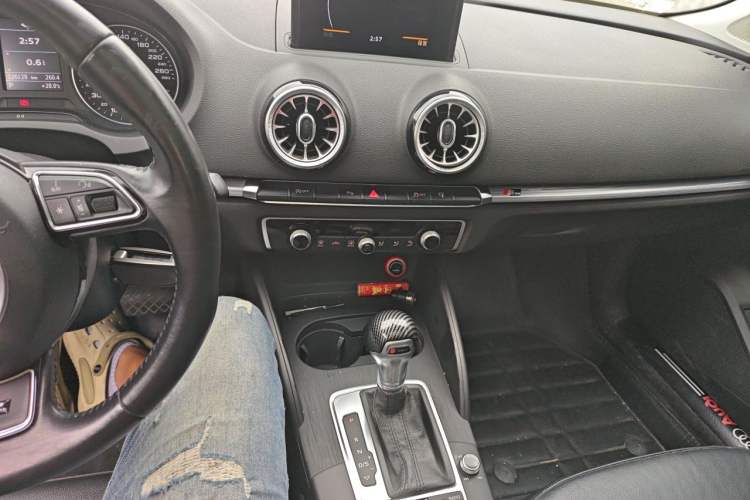 Used Audi A3 2014 Sportback 35 TFSI Automatic Comfort Model Audio And AC Panel
