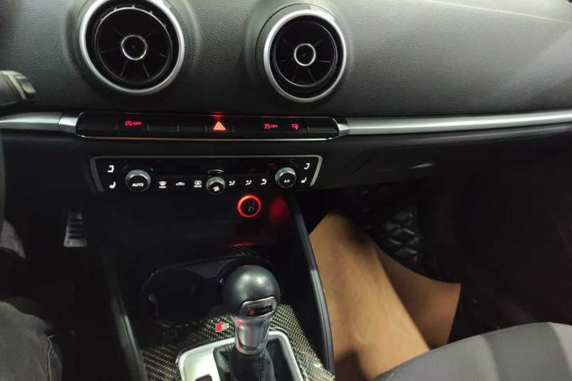 Used Audi A3 2014 Sportback 35 TFSI Automatic Ambition Edition Audio And AC Panel
