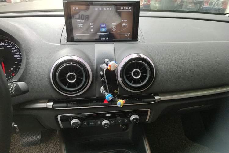 Used Audi A3 2014 Sportback 35 TFSI Automatic Comfort Model Audio And AC Panel