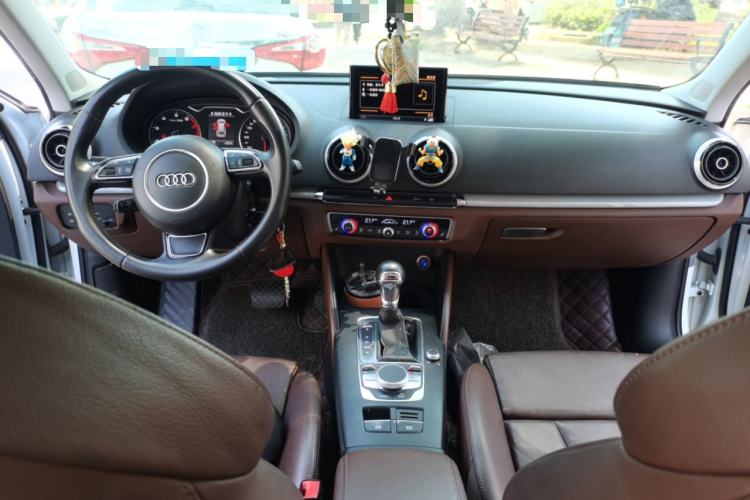 Used Audi A3 2014 Sportback 40 TFSI S line Luxury Model Center Console