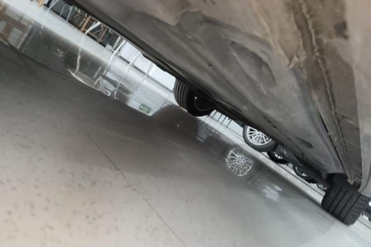 Used Audi A3 2014 Limousine 40 TFSI S line Comfort Model Chassis Front Left