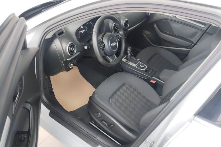 Used Audi A3 2014 Sportback 35 TFSI Automatic Style Edition Driver Seat