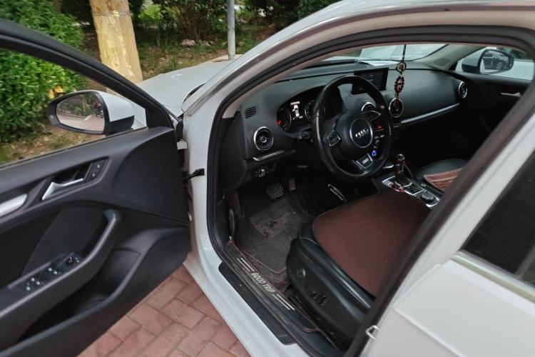Used Audi A3 2014 Sportback 35 TFSI Automatic Comfort Model Driver Seat